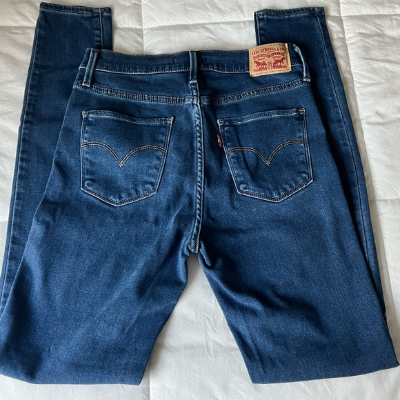 Levi’s 720 High Rise Super Skinny size 28 - Picture 1 of 6